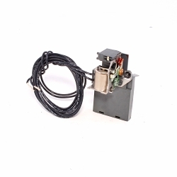 GE SAST1 Shunt Trip, 120/125 VAC/VDC