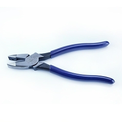 Klein® D213-9NE High Leverage New England Nose Side Cutting Plier, 1.594 in L x 1.25 in W X 0.625 in THK Steel Jaw, Crosshatch Knurled Jaw Surface, 9.33 in OAL