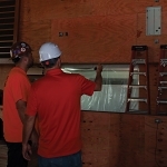 Klein® 56040 Rechargeable Focus Flashlight With Laser, LED Bulb, Aluminum Housing, 350 Lumens (High)/125 Lumens (Low) Lumens