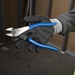 Klein® D2000-48 2000™ Angled Nose Heavy Duty Locking Cutting Plier, 0.813 in L x 1.188 in W x 0.813 in THK Jaw Tool Steel Jaw Short Jaw, 8 in OAL
